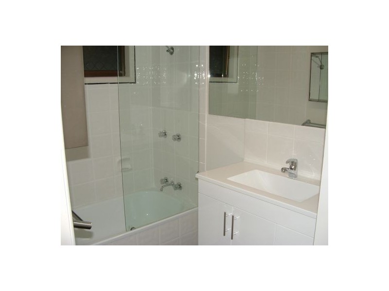 18 Mark Street, Morayfield QLD 4506