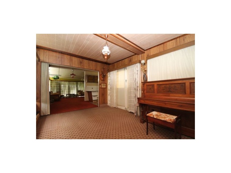 133 King St, Caboolture QLD 4510