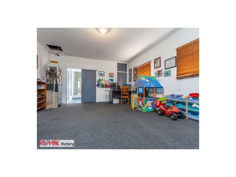 4 Wendy Cres, Caboolture QLD 4510