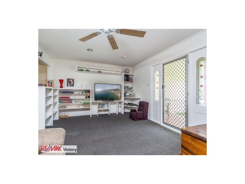4 Wendy Cres, Caboolture QLD 4510