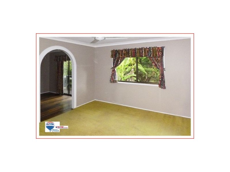 33 Vaughan Rd, Elimbah QLD 4516