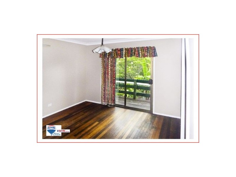 33 Vaughan Rd, Elimbah QLD 4516