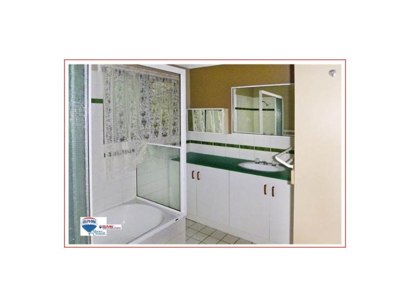 33 Vaughan Rd, Elimbah QLD 4516