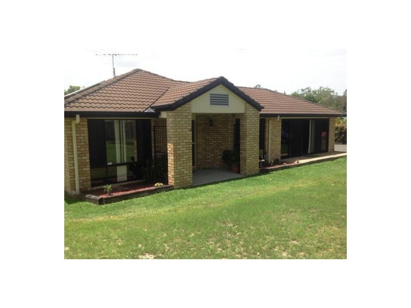22-24 Treecreeper Court, Elimbah QLD 4516