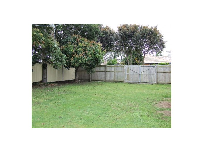 18 Yorkshire Drive, Banksia Beach QLD 4507