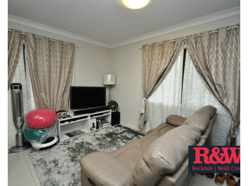 19C Harp Street, Belmore NSW 2192