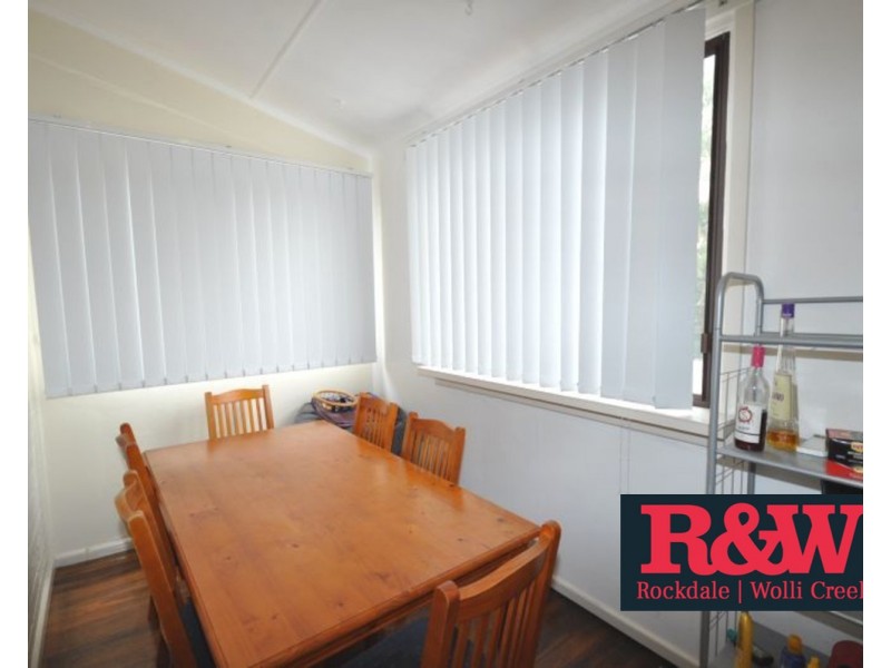 16 Banksia Avenue, Banksia NSW 2216