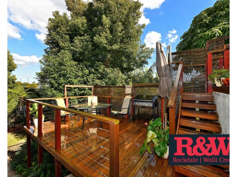 11 Knoll Avenue, Turrella NSW 2205