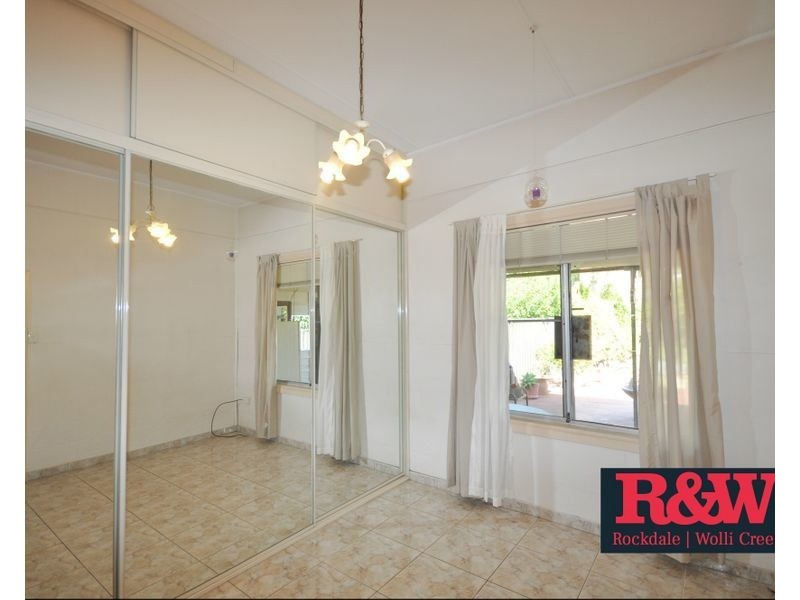 6 Henry Street, Turrella NSW 2205