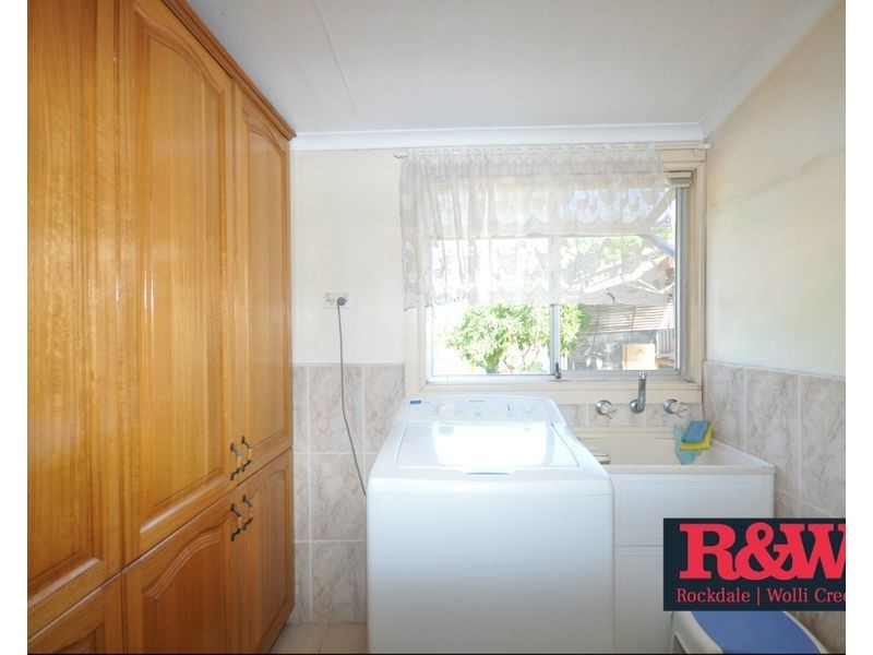 6 Henry Street, Turrella NSW 2205