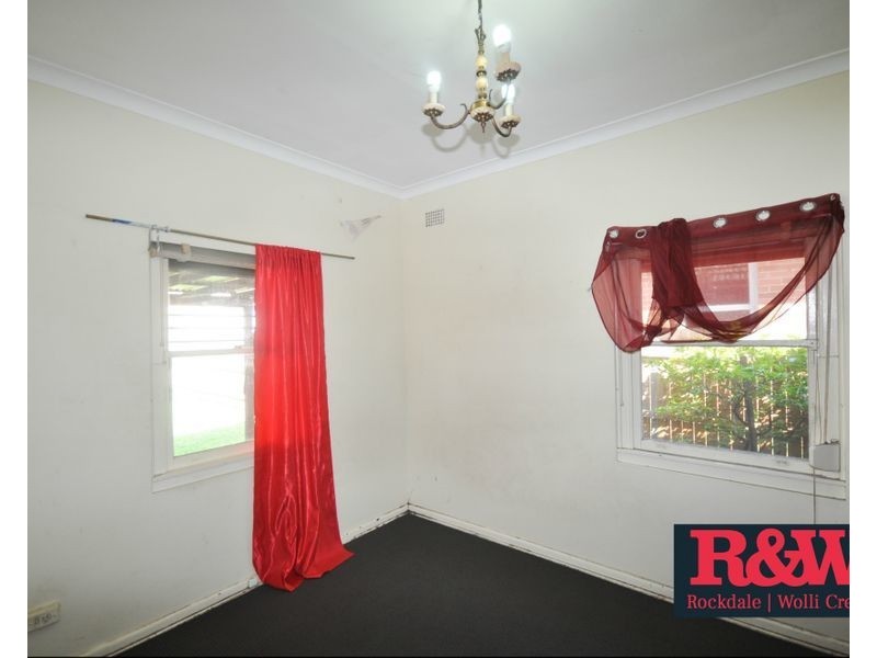8 Burrimul Street, Kingsgrove NSW 2208