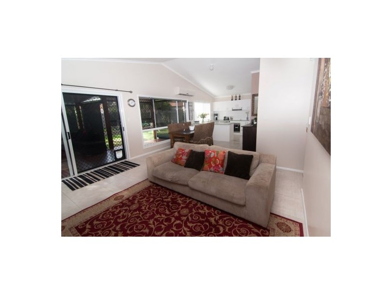 38 Glasshouse Crescent, Forest Lake QLD 4078
