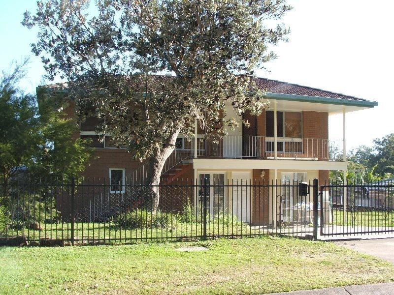 20 Venerable Street, Seventeen Mile Rocks QLD 4073