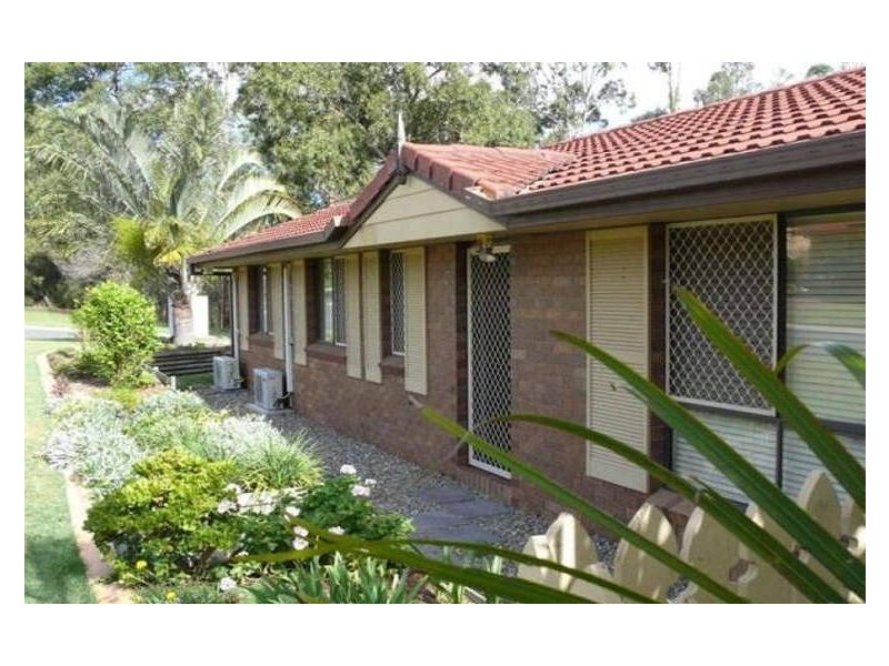 1 Norfolk Street, Forest Lake QLD 4078