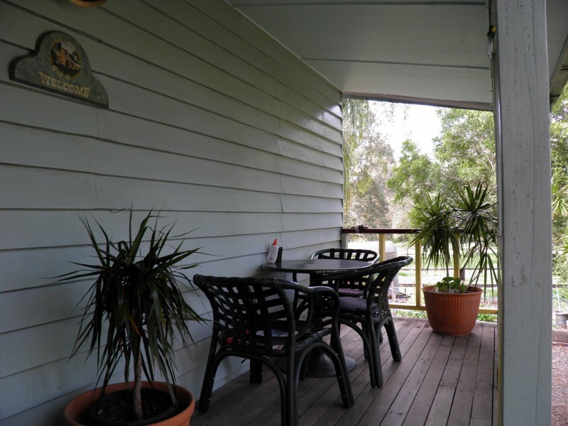 12 Queen Street, Blackstone QLD 4304