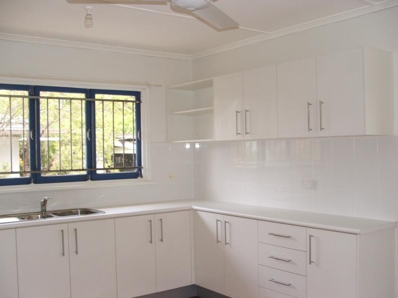 8 Goldfinch Street, Inala QLD 4077