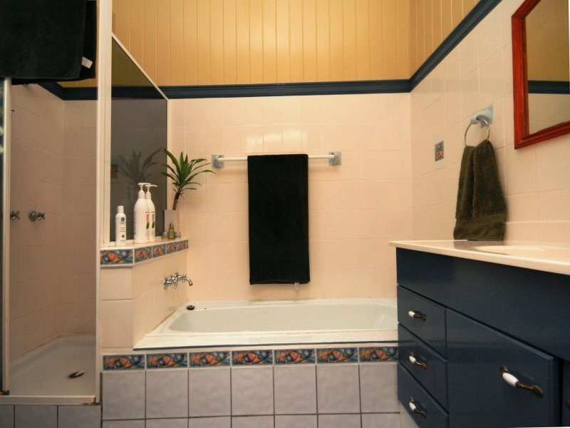 19 Gillan Street, Norman Park QLD 4170