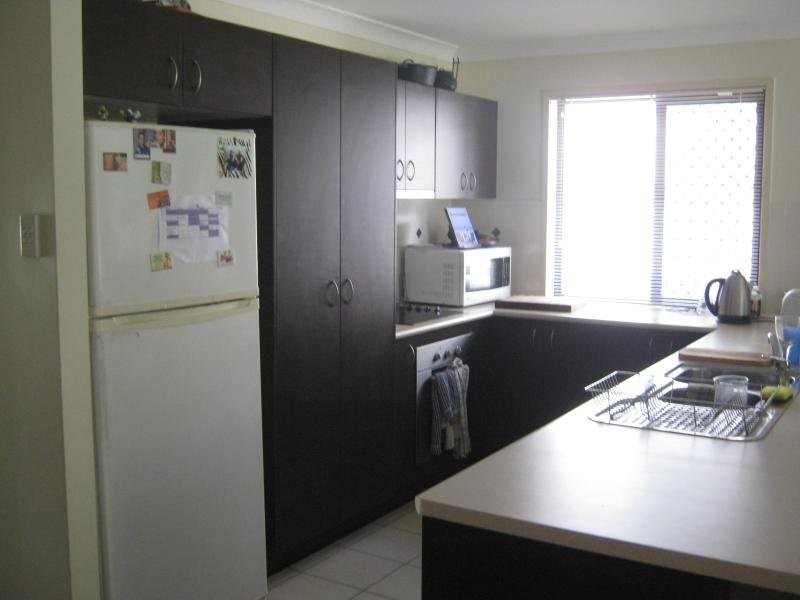 6 Sandi Street, Oxley QLD 4075