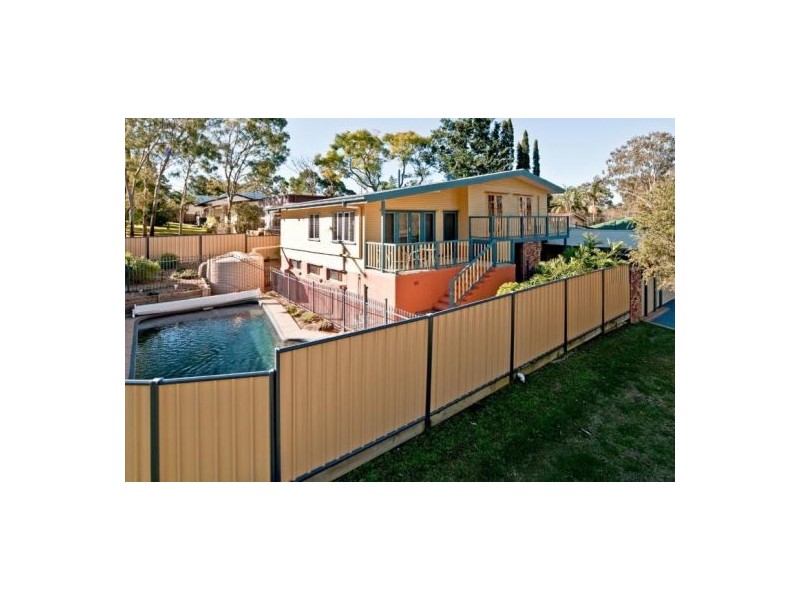 17 Valance Street, Oxley QLD 4075