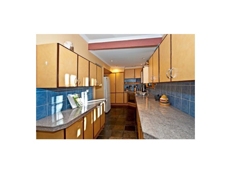 17 Valance Street, Oxley QLD 4075