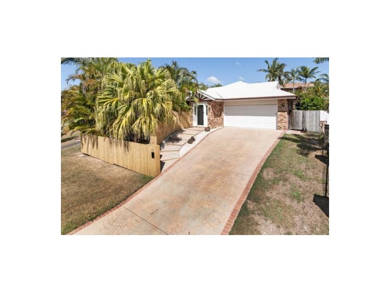 15 Warroo Street, Durack QLD 4077