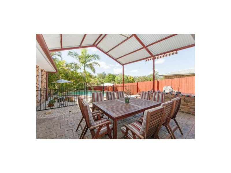 15 Warroo Street, Durack QLD 4077