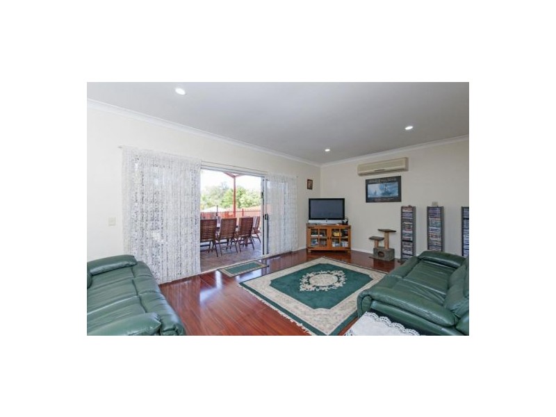 15 Warroo Street, Durack QLD 4077