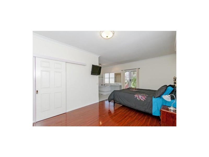 15 Warroo Street, Durack QLD 4077
