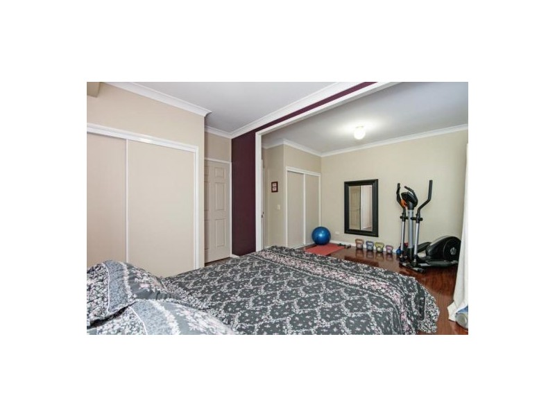 15 Warroo Street, Durack QLD 4077