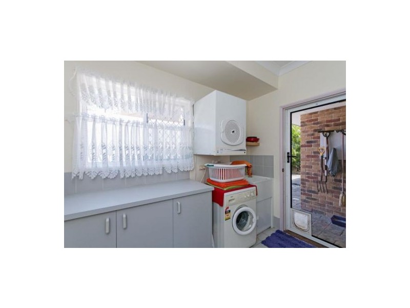 15 Warroo Street, Durack QLD 4077