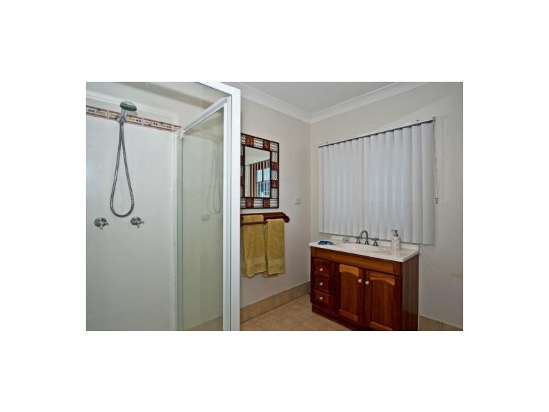 17 Valance Street, Oxley QLD 4075