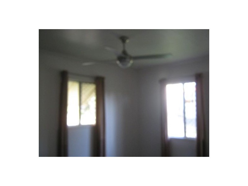 12 Logan Avenue, Oxley QLD 4075