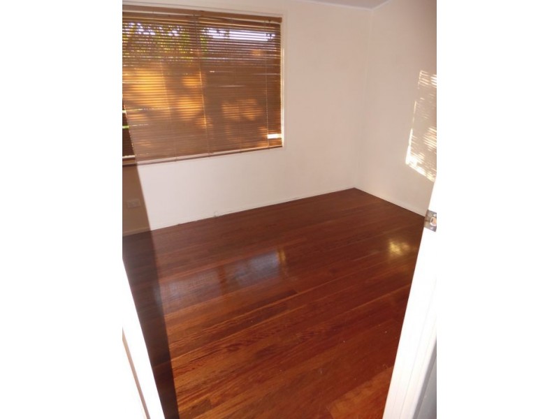 7 Wongabel Street, Kenmore QLD 4069