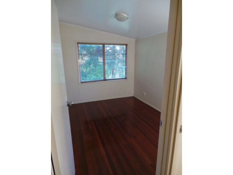 7 Wongabel Street, Kenmore QLD 4069