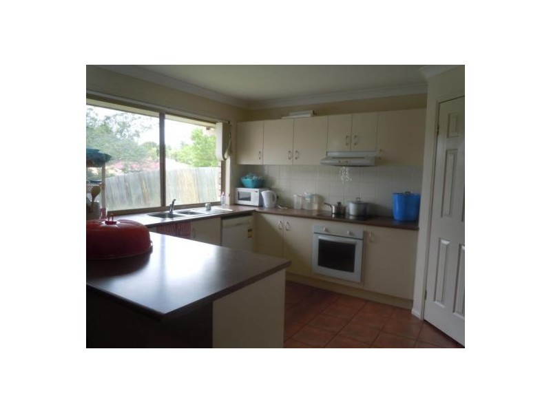 8 Cheihk Crescent, Collingwood Park QLD 4301