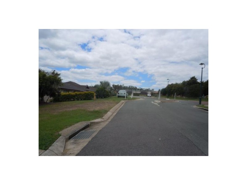 8 Cheihk Crescent, Collingwood Park QLD 4301