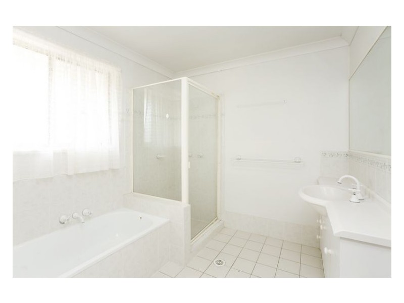 139 Middle Road, Hillcrest QLD 4118