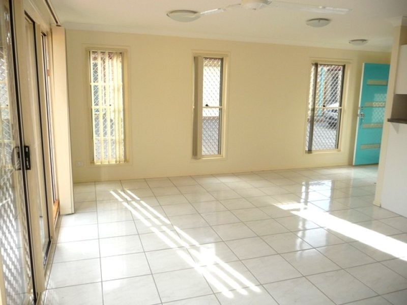 9/6 Butcher, Lawnton QLD 4501