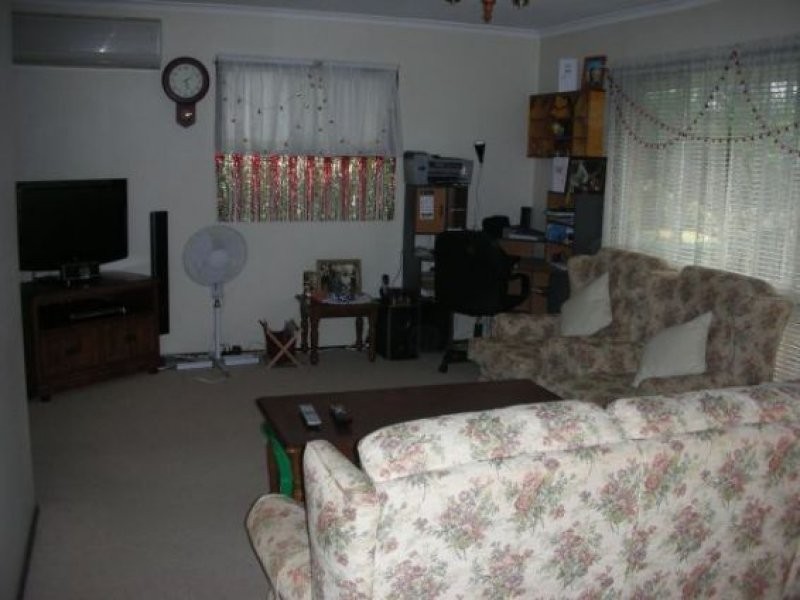 10 Coorabin Street, Strathpine QLD 4500