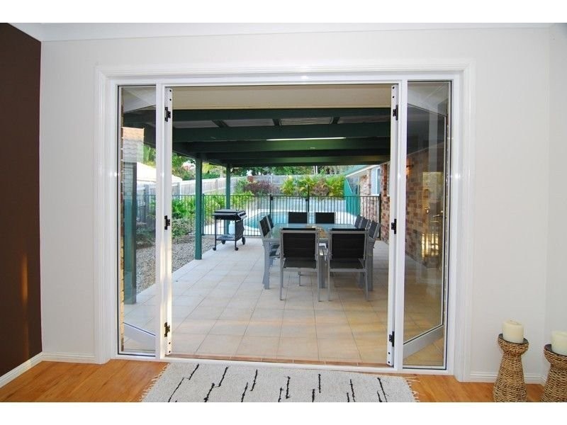 30 Tralee Place, Parkinson QLD 4115