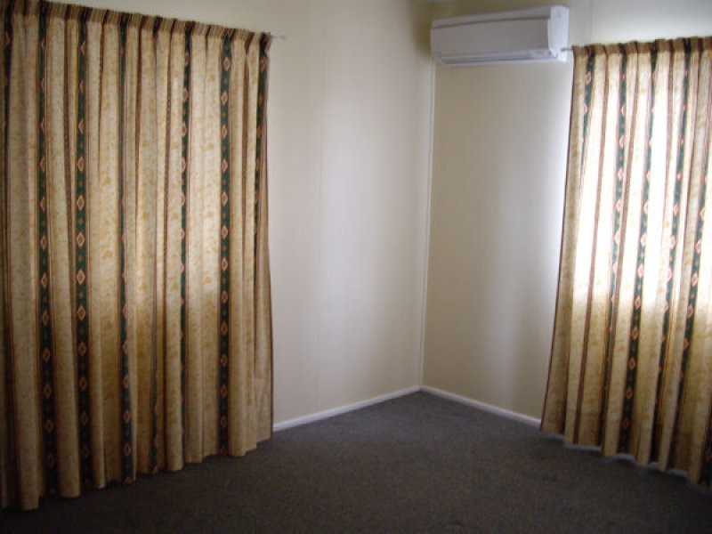 54 Wattle Street, Kallangur QLD 4503