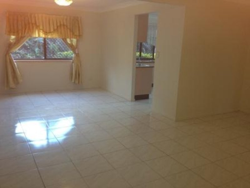 15 Roosevelt Drive, Stretton QLD 4116