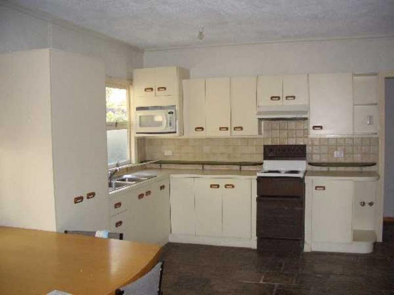 1749 Logan Rd, Upper Mount Gravatt QLD 4122