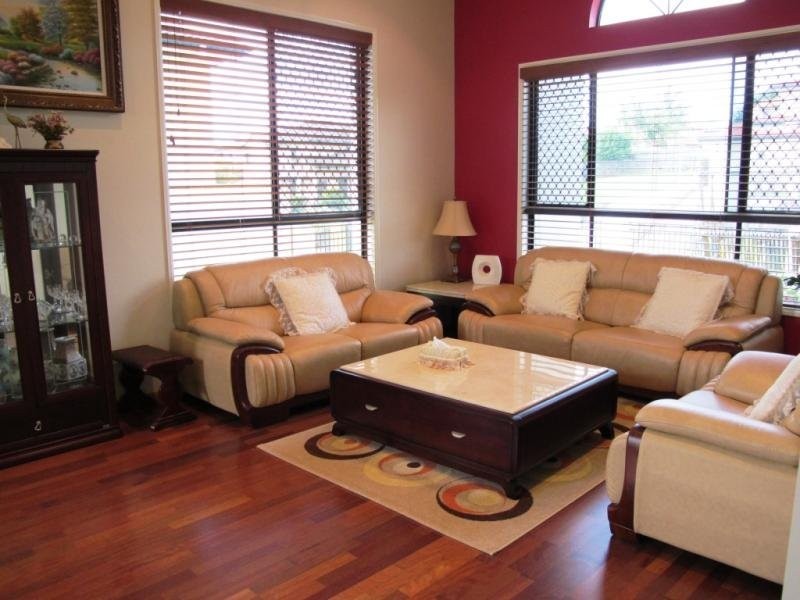 10 Regent St, Eight Mile Plains QLD 4113