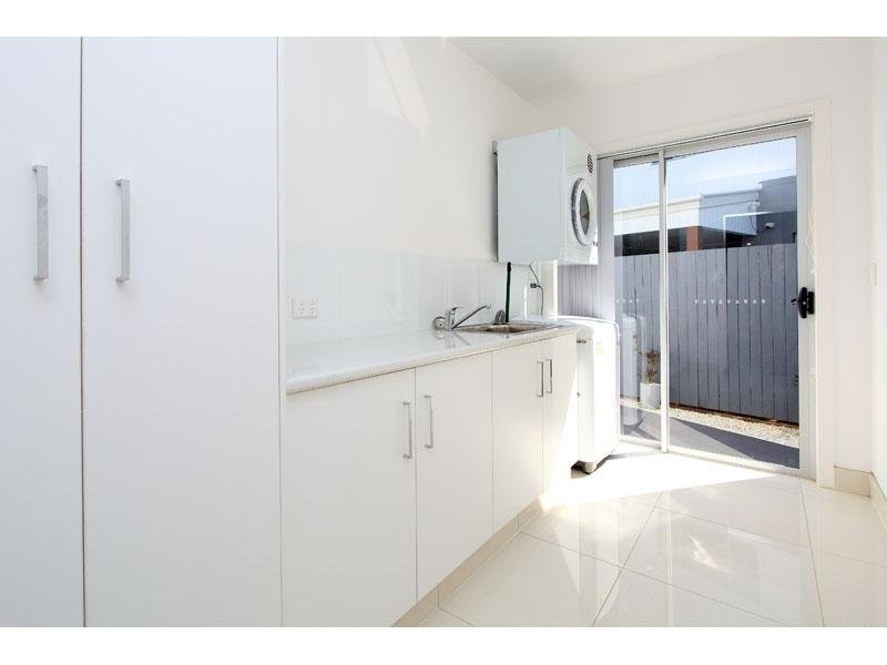 36 Mulsanne St, Holland Park West QLD 4121