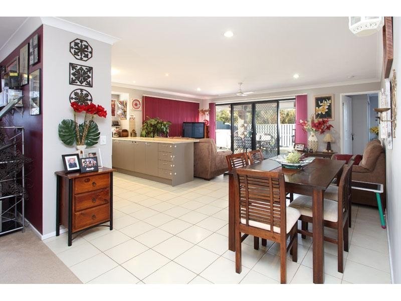 27 Tennessee Way, Berrinba QLD 4117