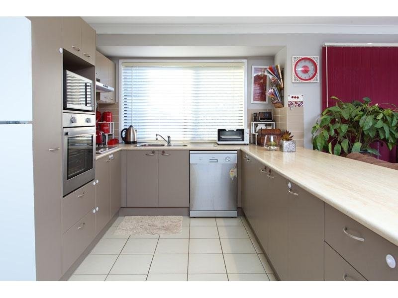 27 Tennessee Way, Berrinba QLD 4117