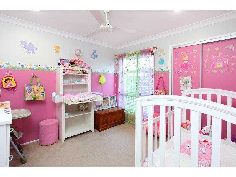 27 Tennessee Way, Berrinba QLD 4117