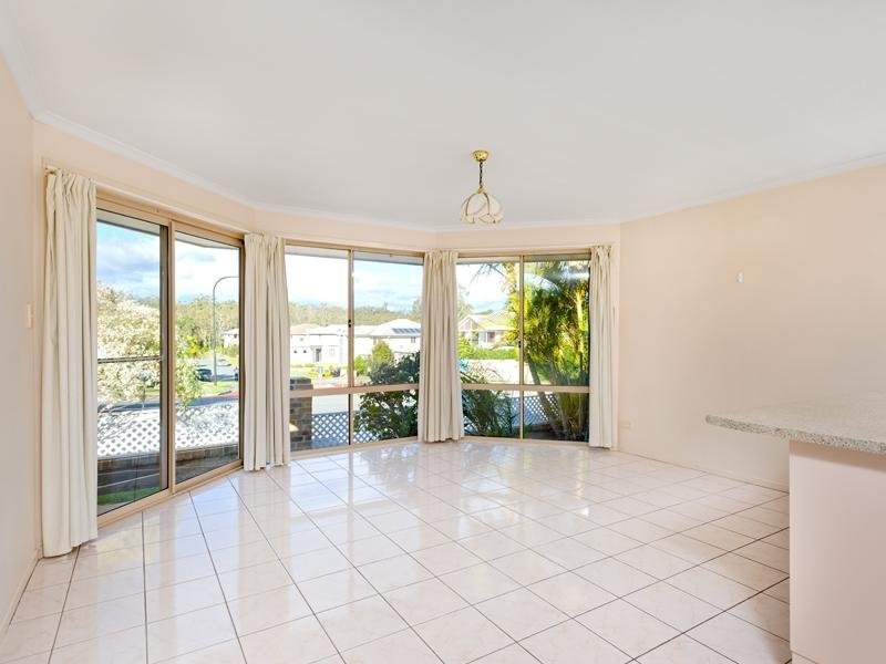 1 Bluebell Pl, Calamvale QLD 4116