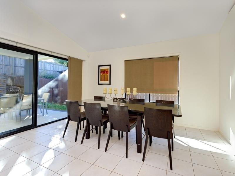 18 Lillydale Pl, Calamvale QLD 4116